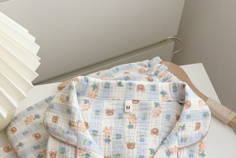 Murmursong - Pyjamaset: overhemd met lange mouwen en berenprint en knoopjes + broek