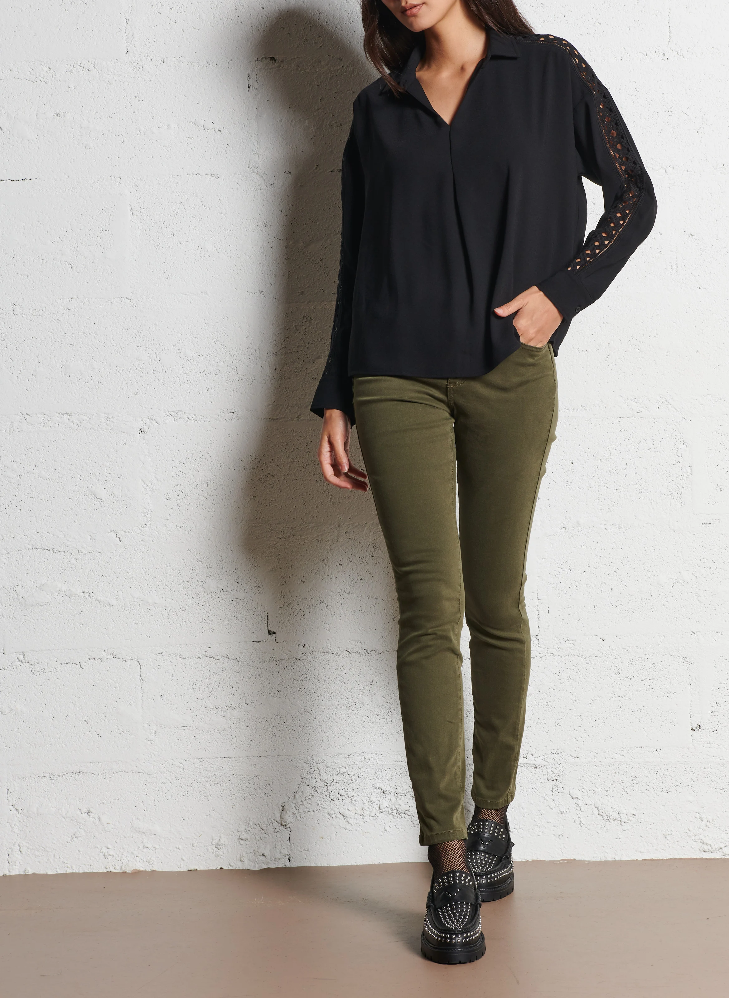 Blouse ample à dentelle| Noir