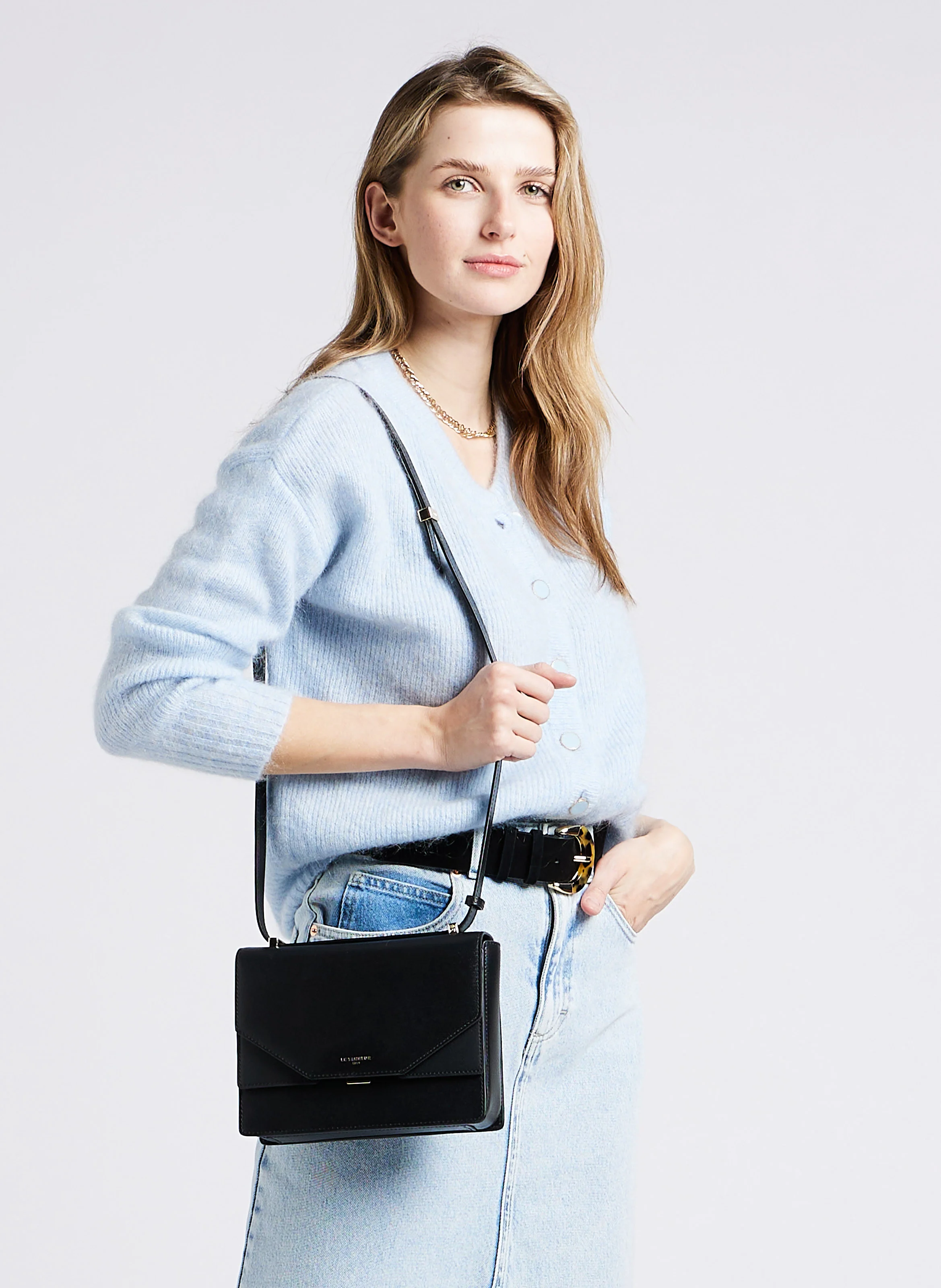 NAYA - Sac bandoulière en cuir de vachette | Noir