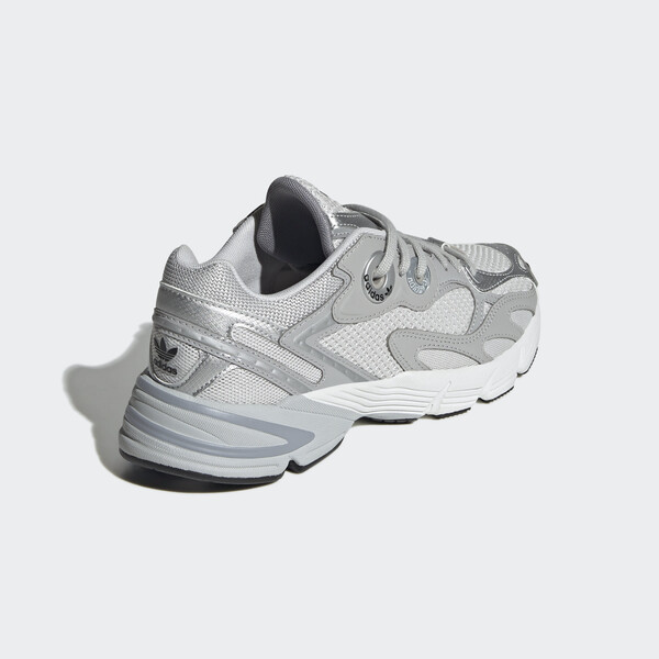 ADIDAS ORIGINALS ASTIR