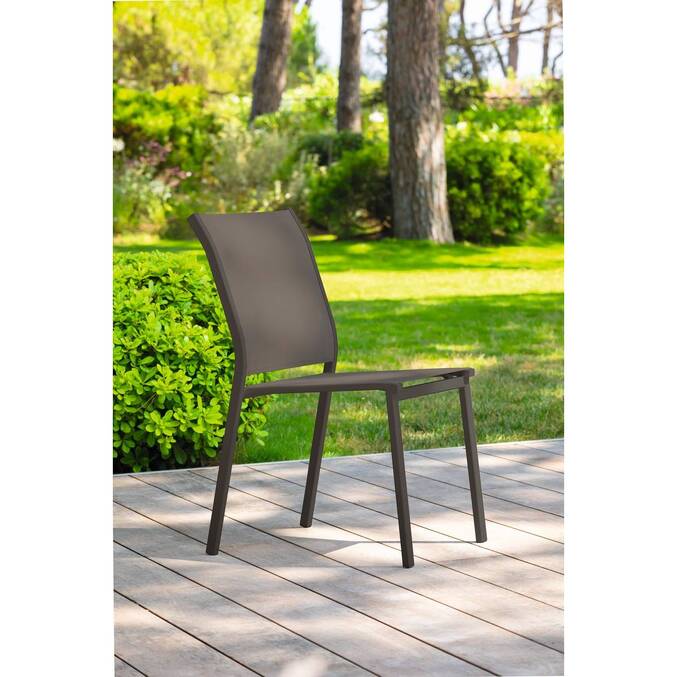 Chaise de jardin empilable ESSENTIA Wengé & Tonka