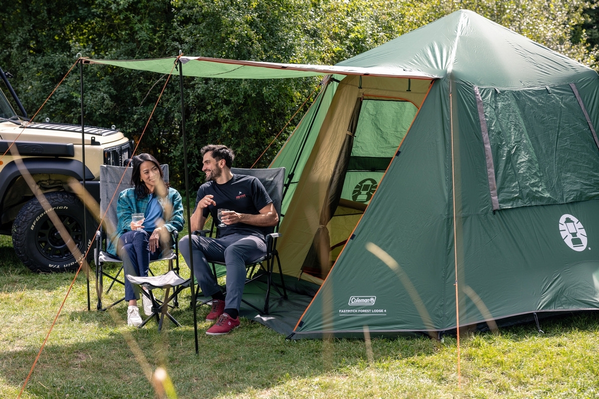 Coleman FastPitch Forest Lodge 4 Kuppelzelt für 4 Personen