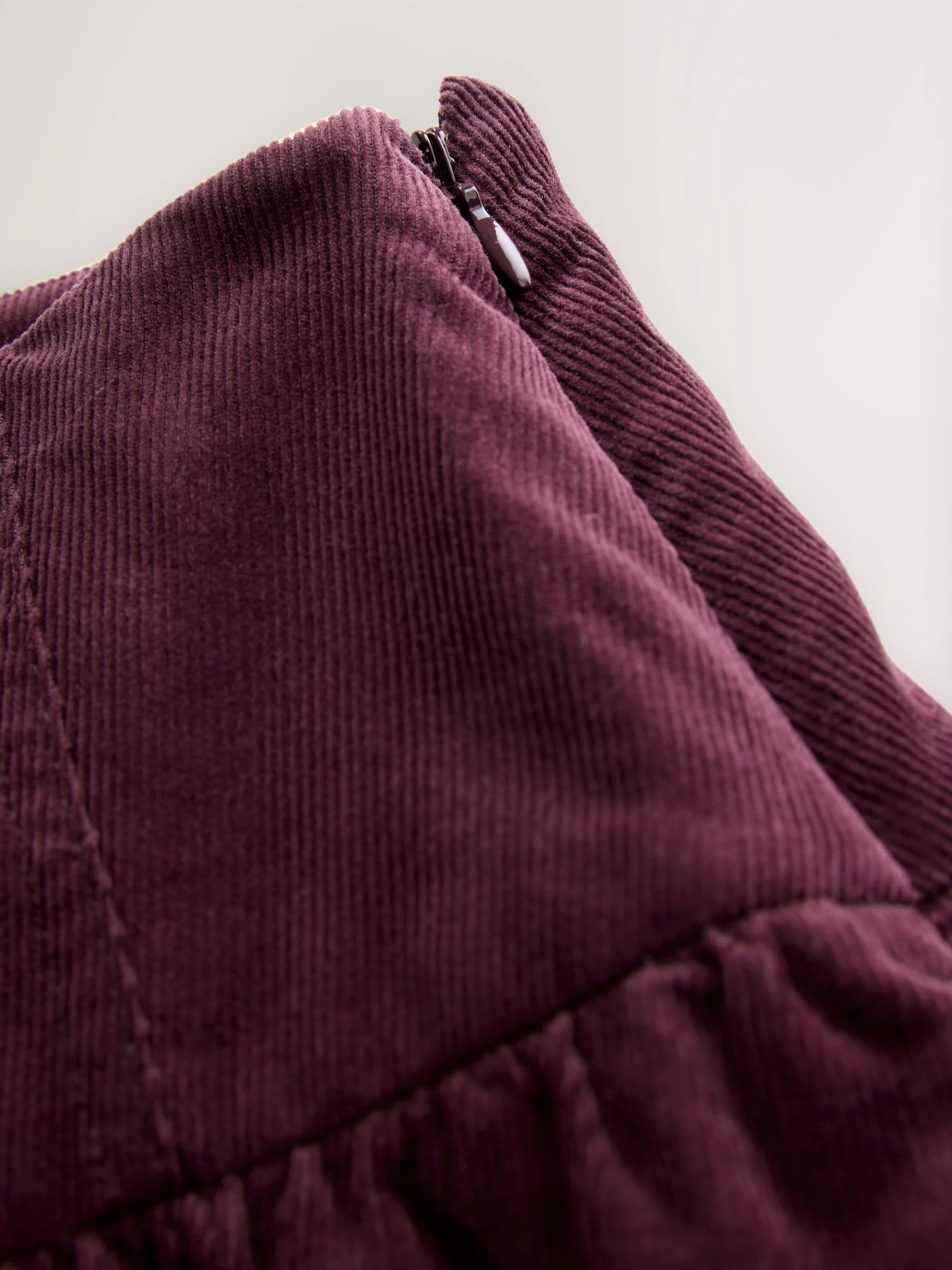 Bordeauxrood - Midi rok van corduroy met verlaagde taille
