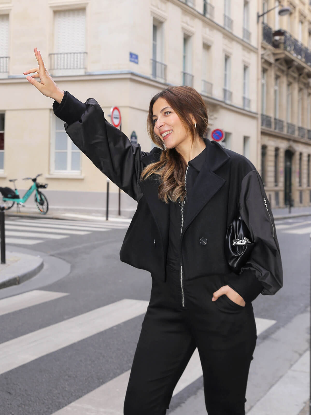 Veste courte croisée bi-matière- Noir
