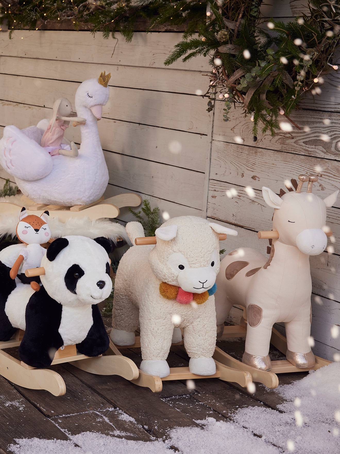 Cadeira de balanço infantil panda branca