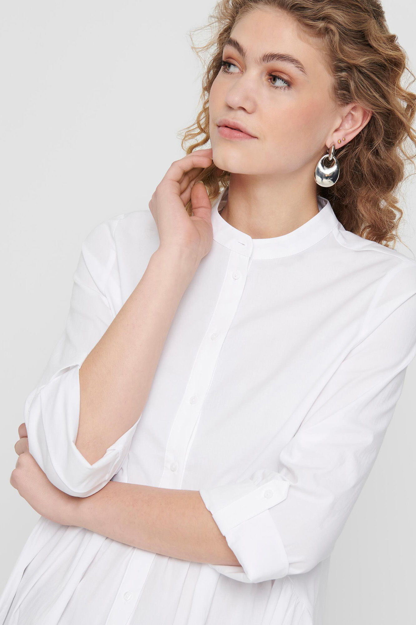 Vestido curto estilo camisa