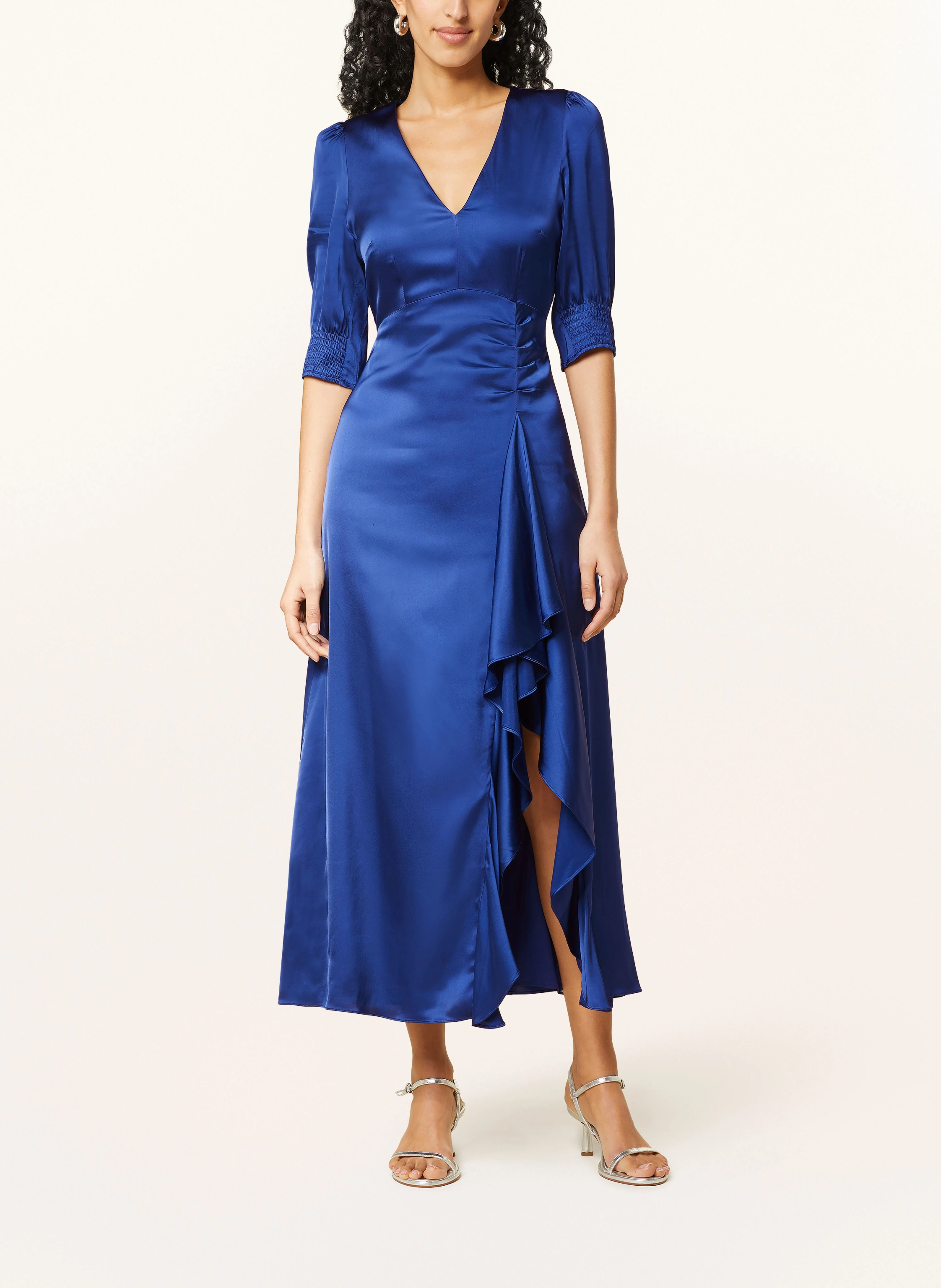 RIANI Cocktailkleid aus Satin mit 3/4-Arm