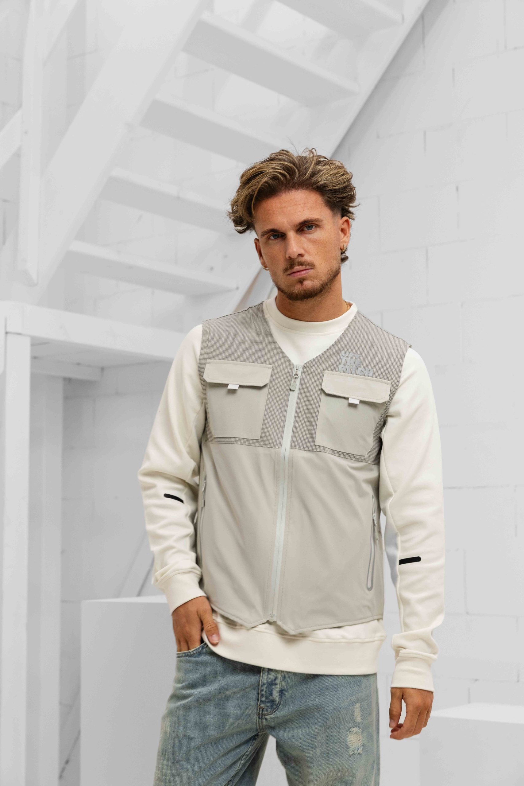 Off The Pitch X Robey Tammy Woven Bi-Stretch Utility Bodywarmer Heren Grijs
