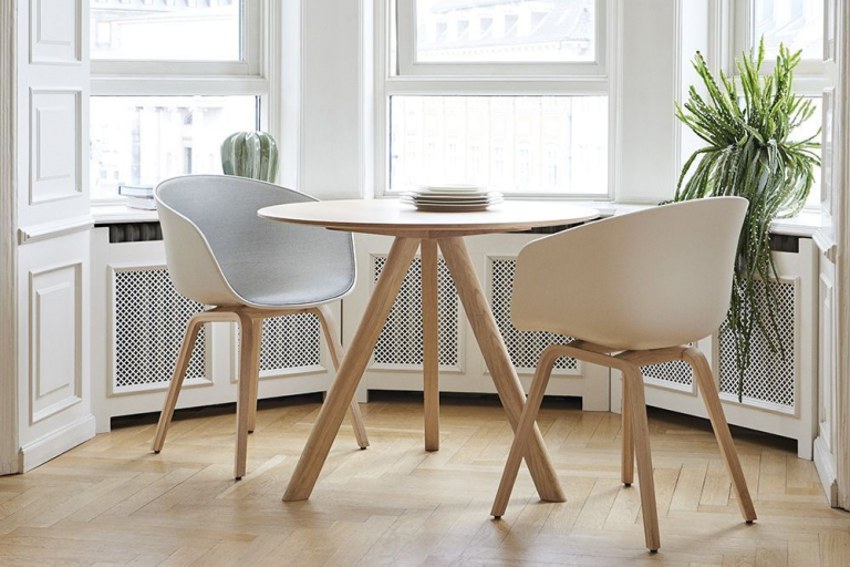 Hay Copenhague CPH20 tafel 120, gelakt eiken