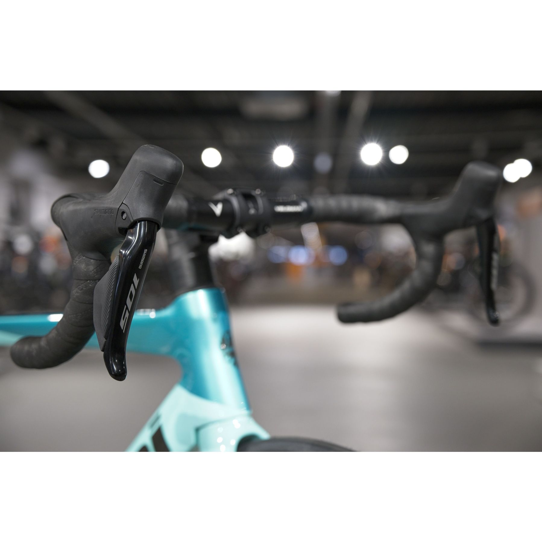 Bianchi Oltre Race 105 Di2 2026