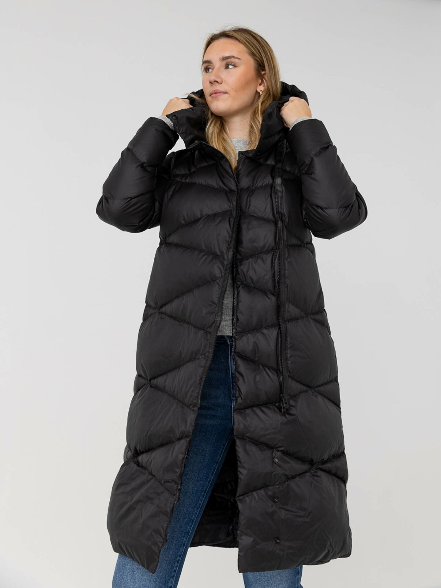 Tundra Coat