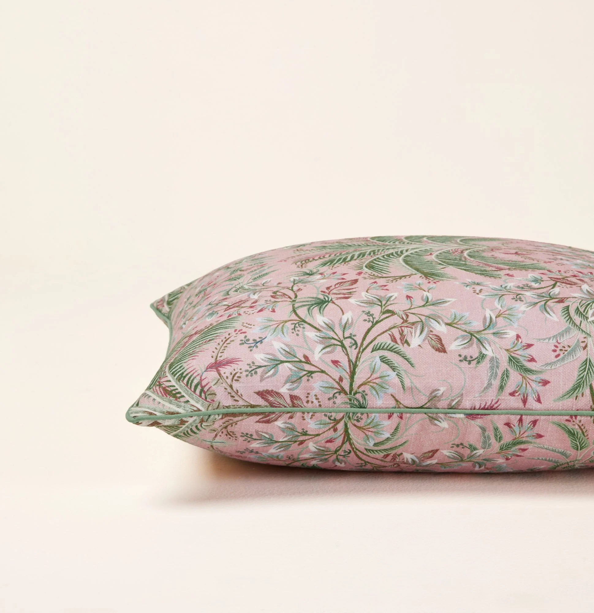 UBARI - Housse de coussin | Rose