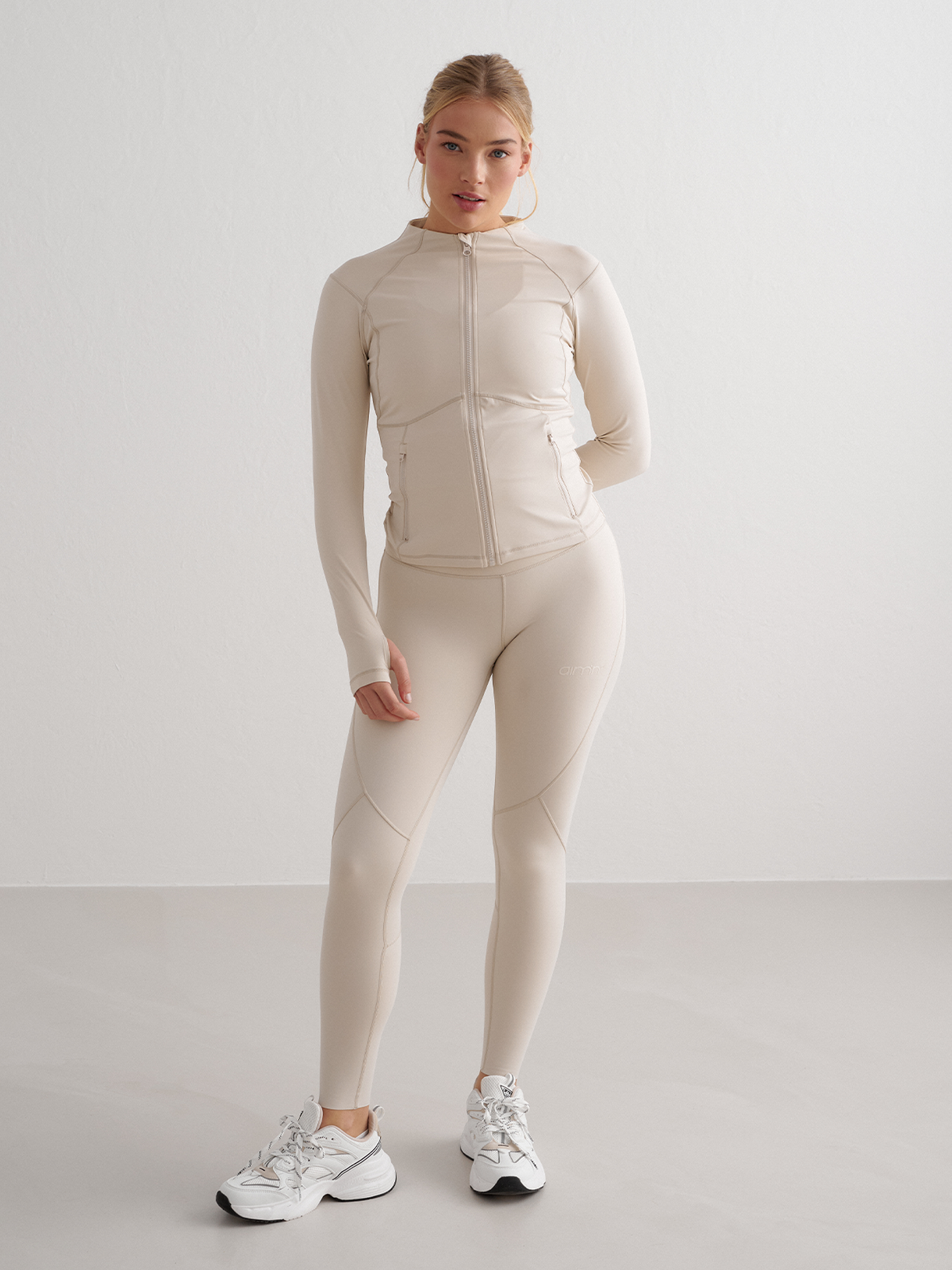 Sculpting Zip Jacket
