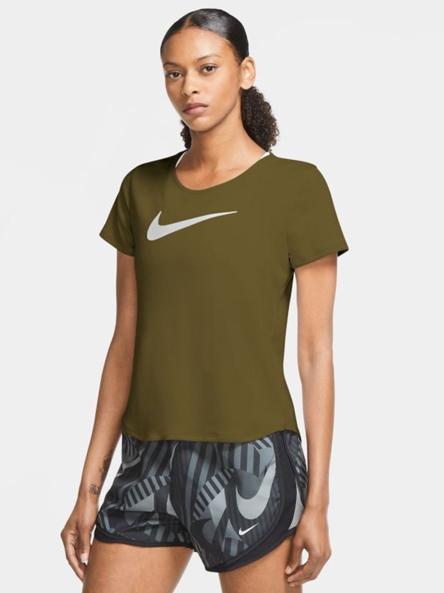Swoosh Run Tee
