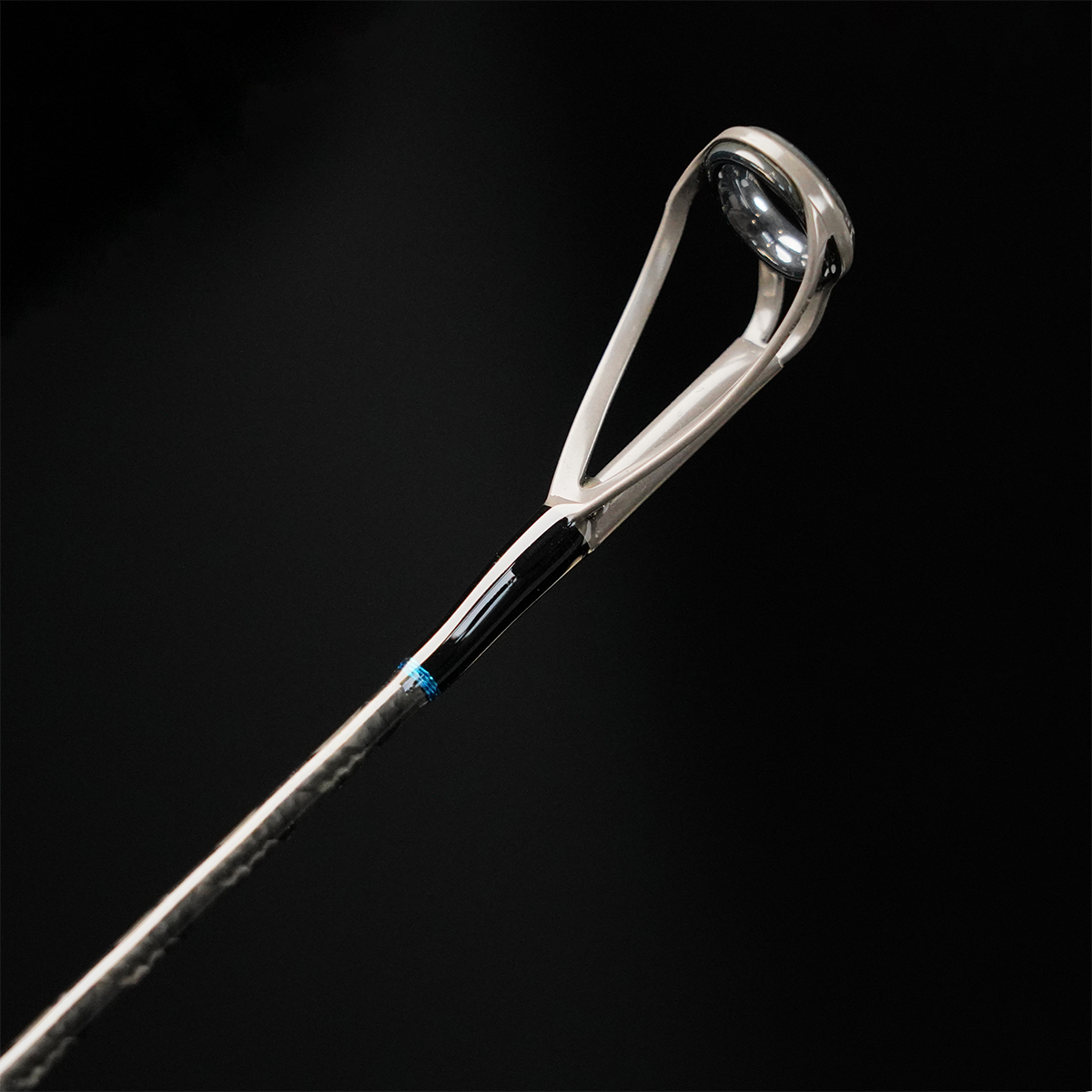 Cape Cod Special 10'6 Nano Light Surf Rod Black Hole USACape Cod Special 10'6 Nano Light Surf RodCanne spinning pour la pêche du bord10.6' (3m28), 20-110g, 30-60lb
