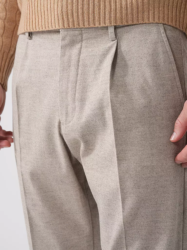 NN.07 Chino BILL 1067 beige