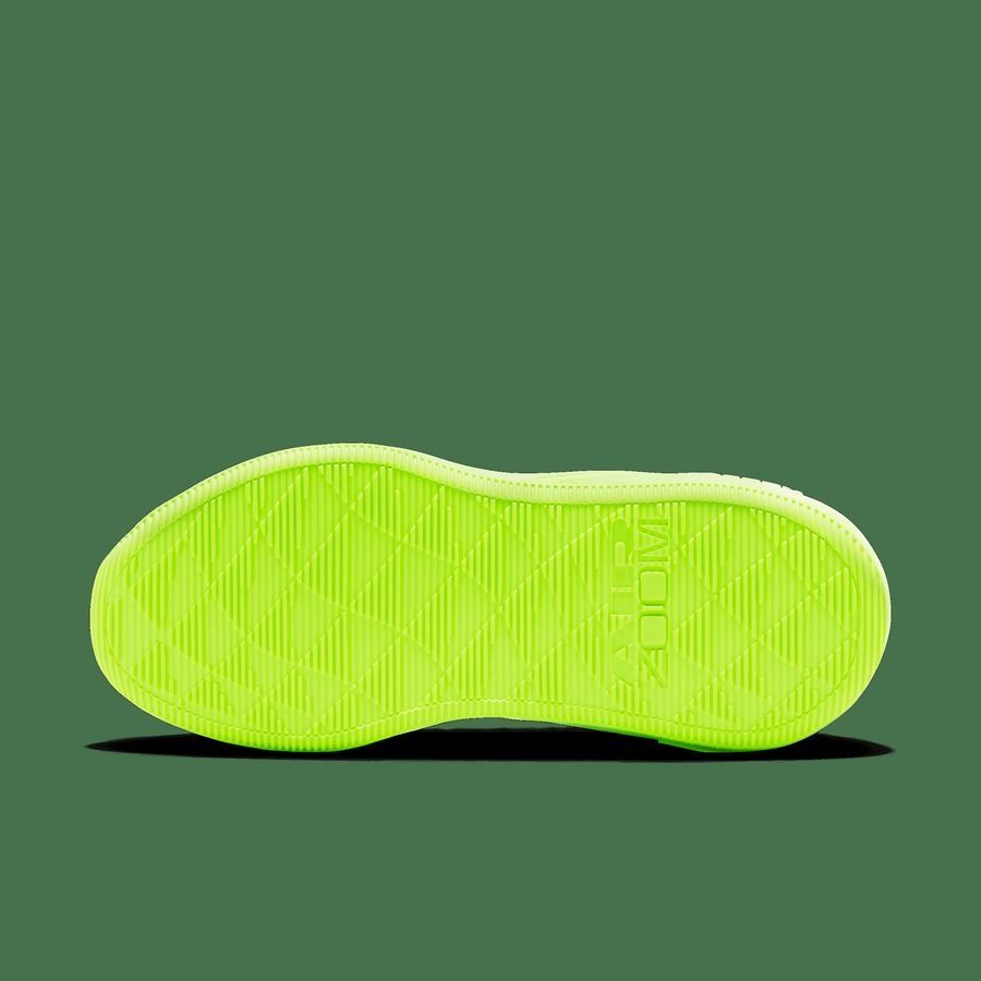 Nike Bella 7