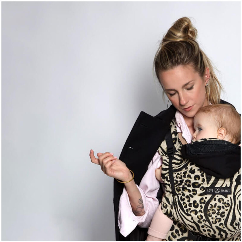 Porte bébé 2-en-1 HoodieCarrier 2 Edition Limitée Leozébra