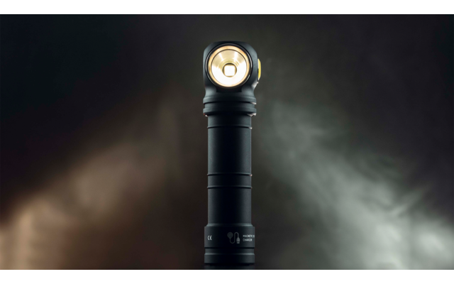 Armytek Wizard C2 Pro Max LR Multifunktionslampe mit hoher Reichweite