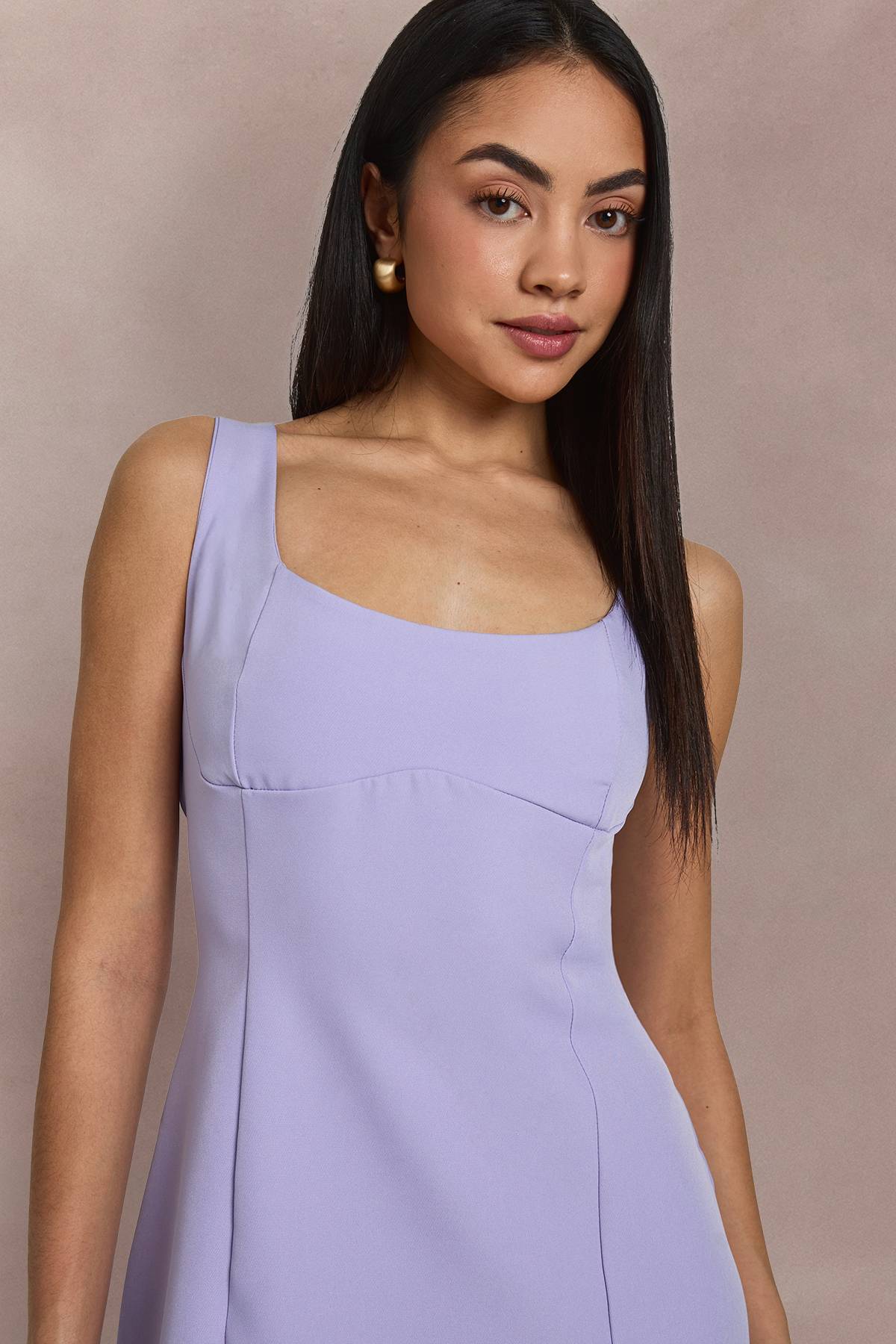 boohoo Robe Mini Ajustée À Détails De Coutures