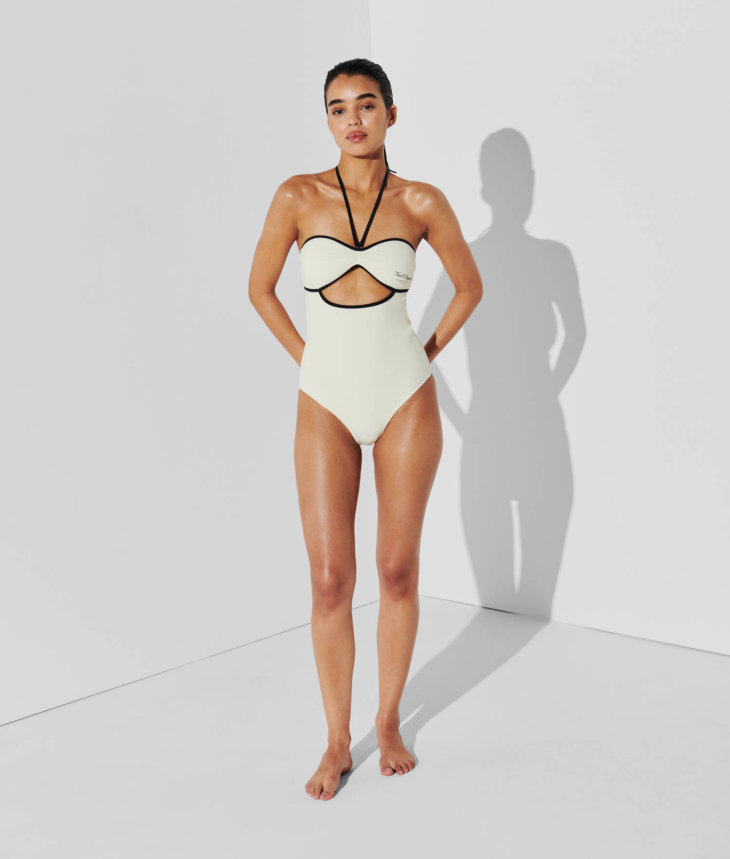 MAILLOT DE BAIN COL TOUR DU COU HOTEL KARL