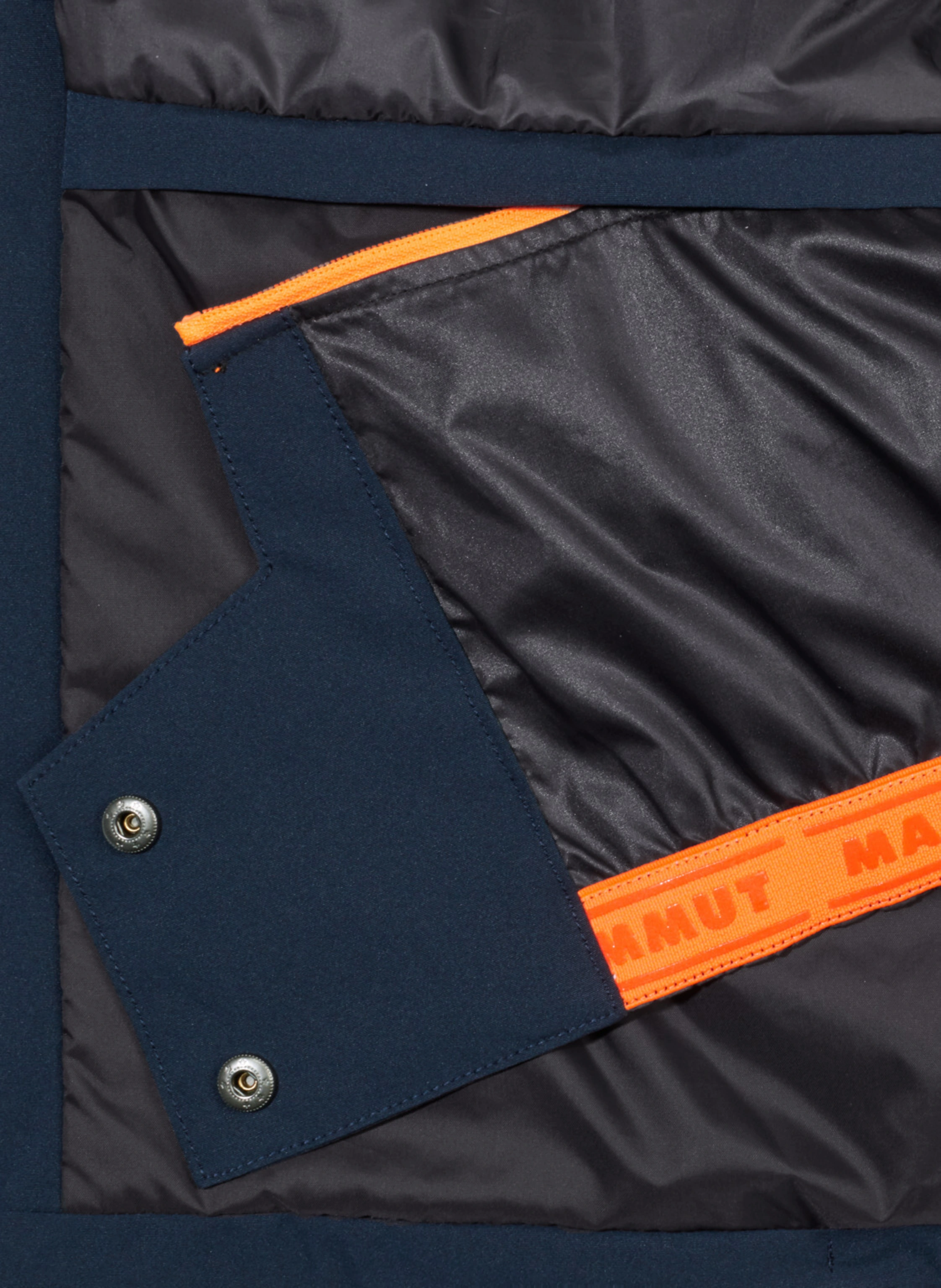 MAMMUT Gefütterte Hardshelljacke STONEY mit Kapuze