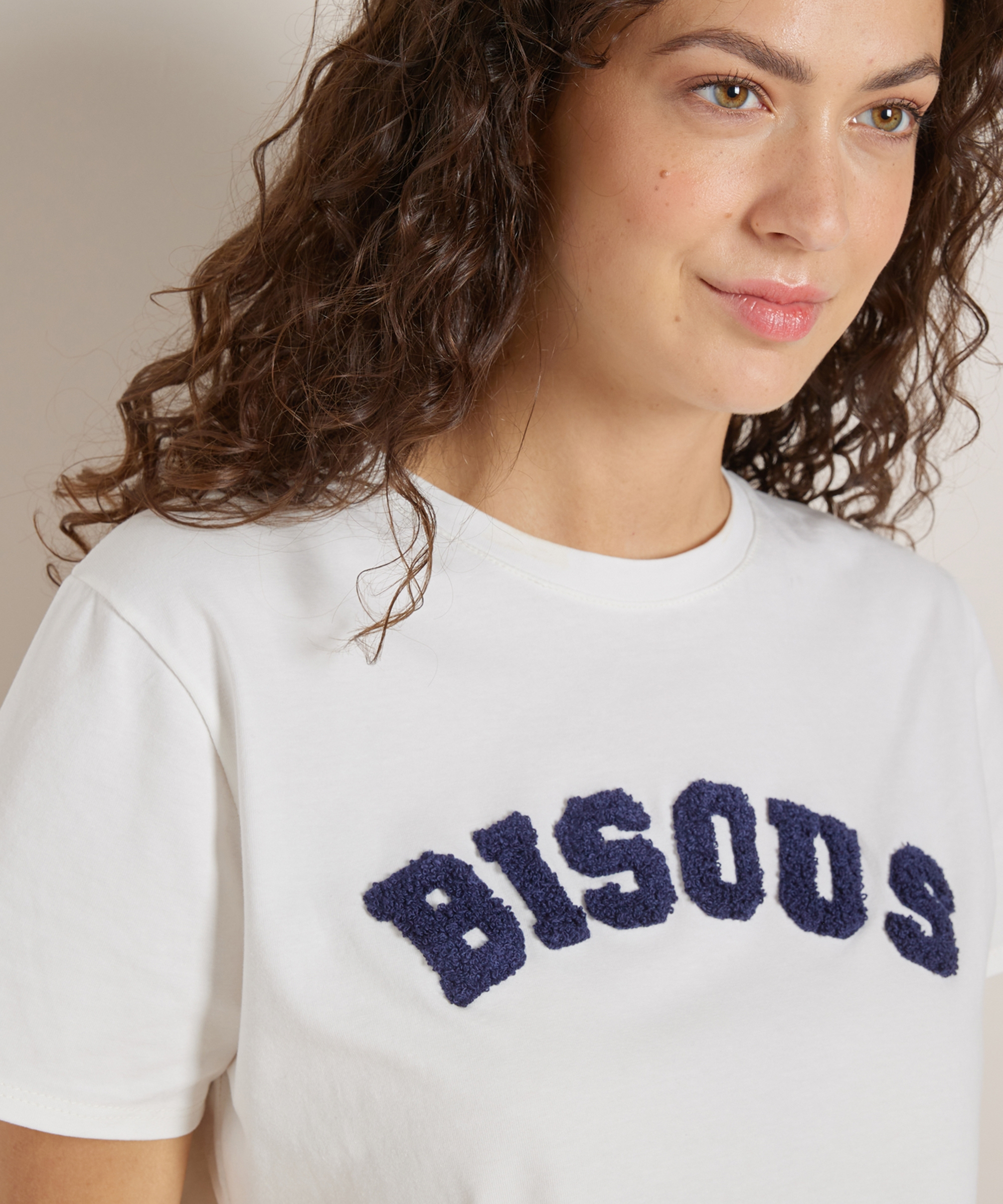 t-shirt bisous geborduurd