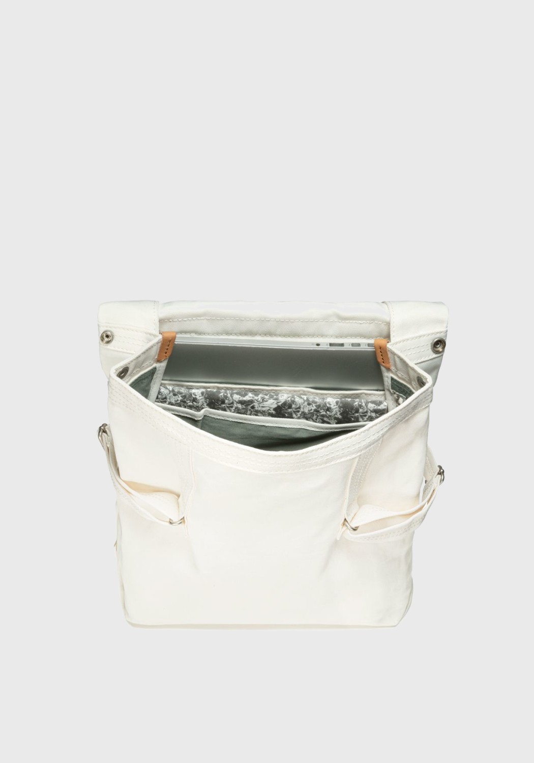 Qwstion Bananatex Flap Tote Medium Natural White
