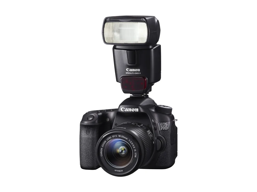 Canon EOS 70D - Digitalkamera - SLR - 20.2 MP - APS-C - 1080p - 3x optisk zoom EF-S 18-55 mm IS STM objektiv - Wireless LAN