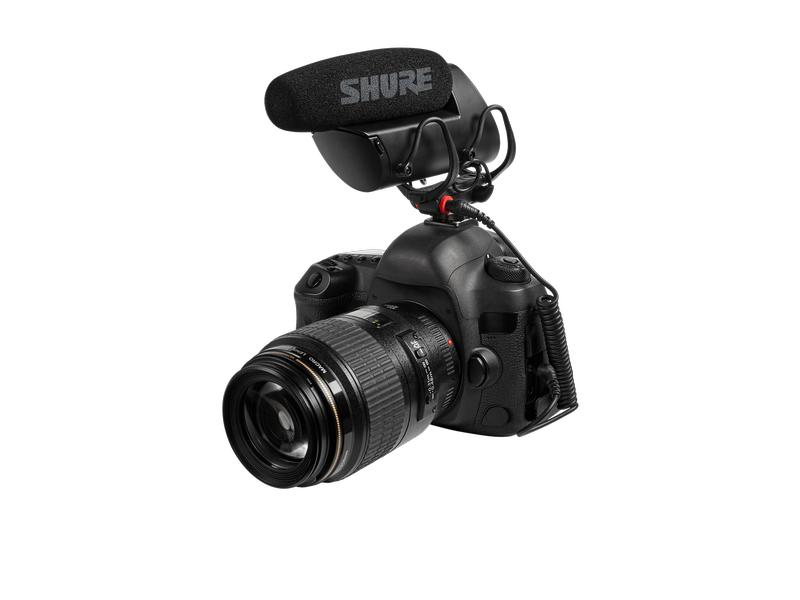 Shure Mikrofon VP83F Das VP83F ist ein kompaktes, extrem leichtes Richtrohrmikrofon für die Kameramontage, mit dem sich hochauflösende Audiodateien mit digitalen Spiegelreflexkameras erstellen lassen.