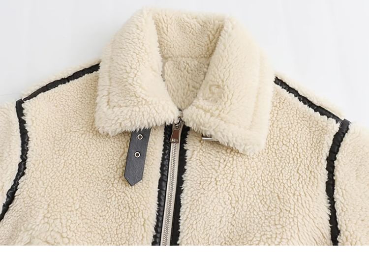 SugaYuja - Fleece jack met kraag, imitatieleren paneel en contrasterende bies