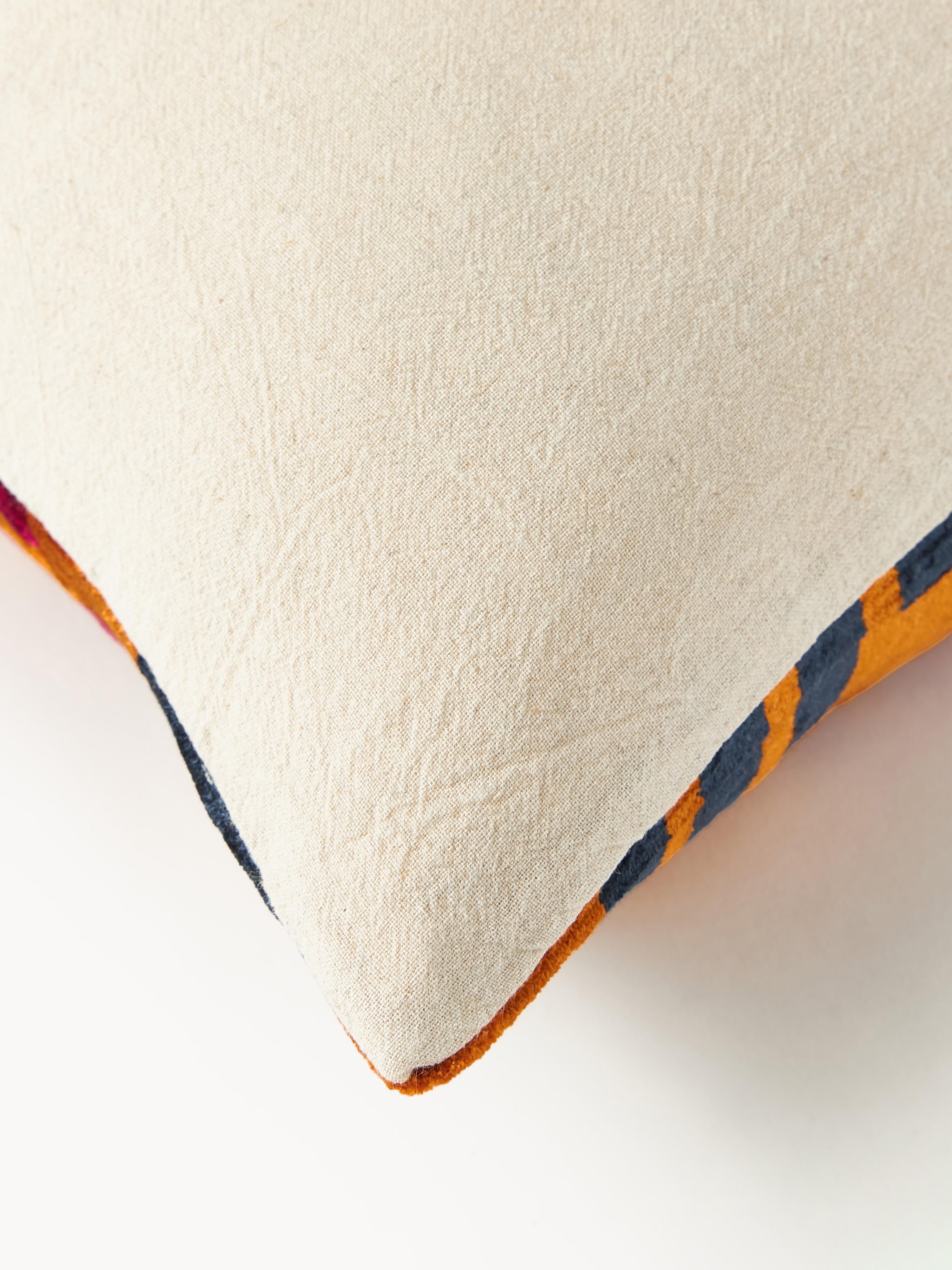 Viscose kussenhoes Danelle met geweven jacquardpatroon