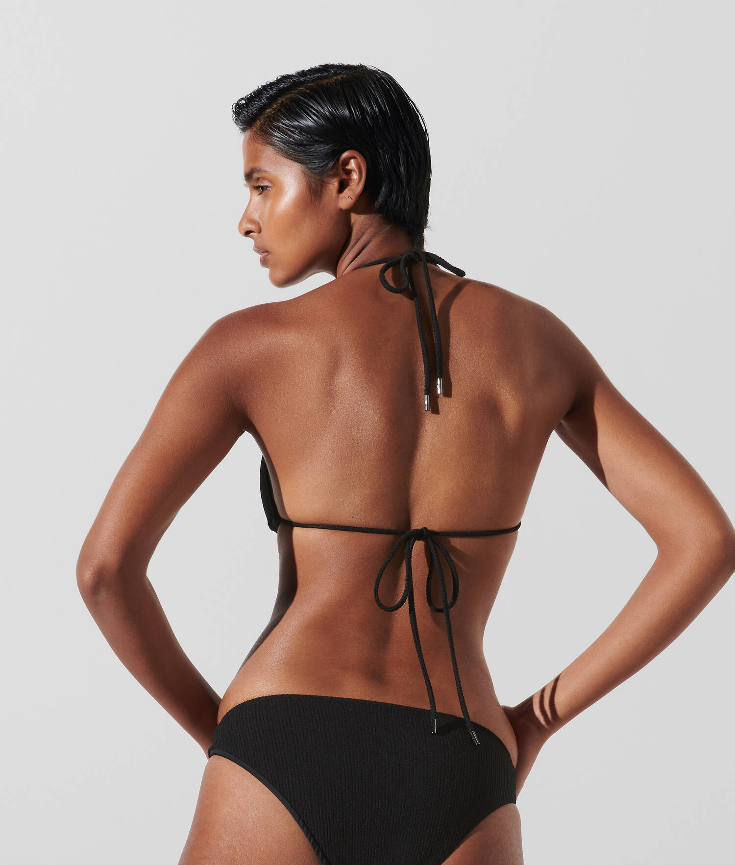 HAUT DE BIKINI TRIANGLE À BRELOQUE ÉVENTAIL