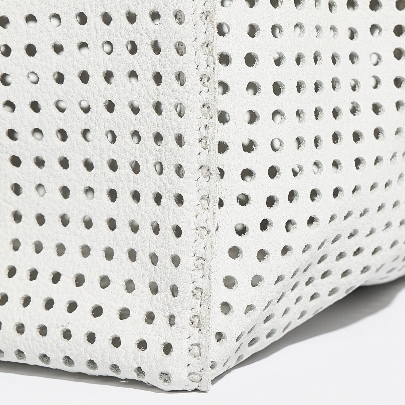 Bellerose Sac en Cuir ajouré Niryho blanc - 30x40x15 cm