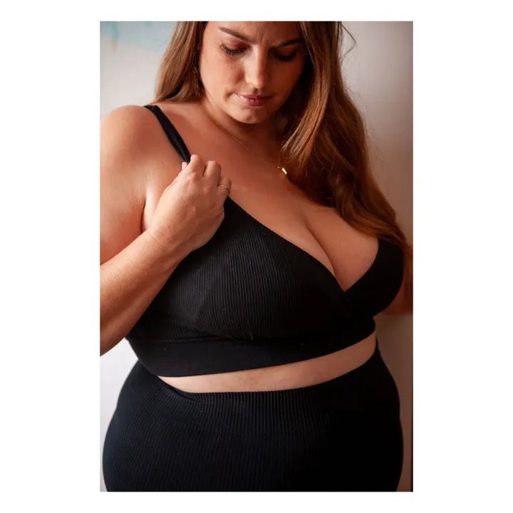 Mama Hangs Brassière d'allaitement | Noir