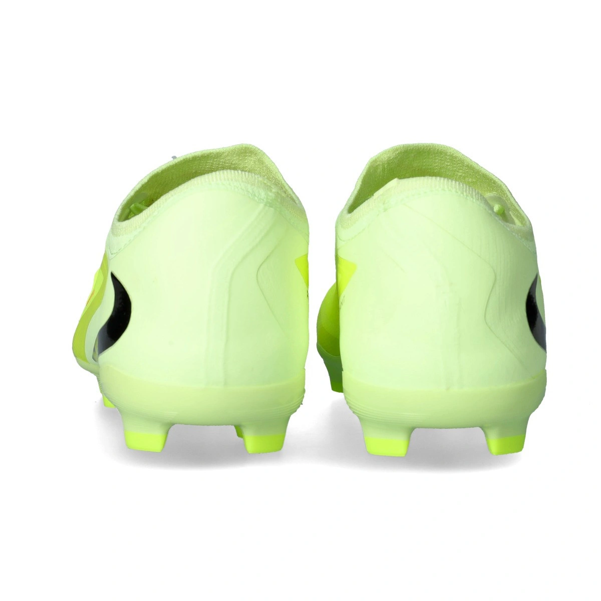Chuteira Nike Phantom 6 Low Pro FG/MG Criança