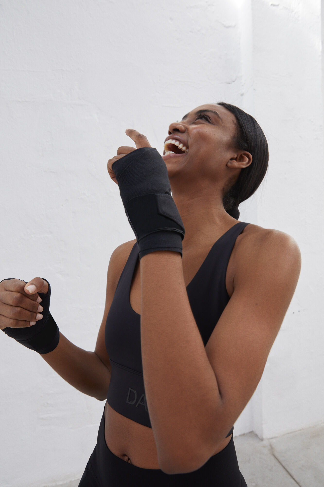 Sutiã esportivo preto com elasticidade 4D