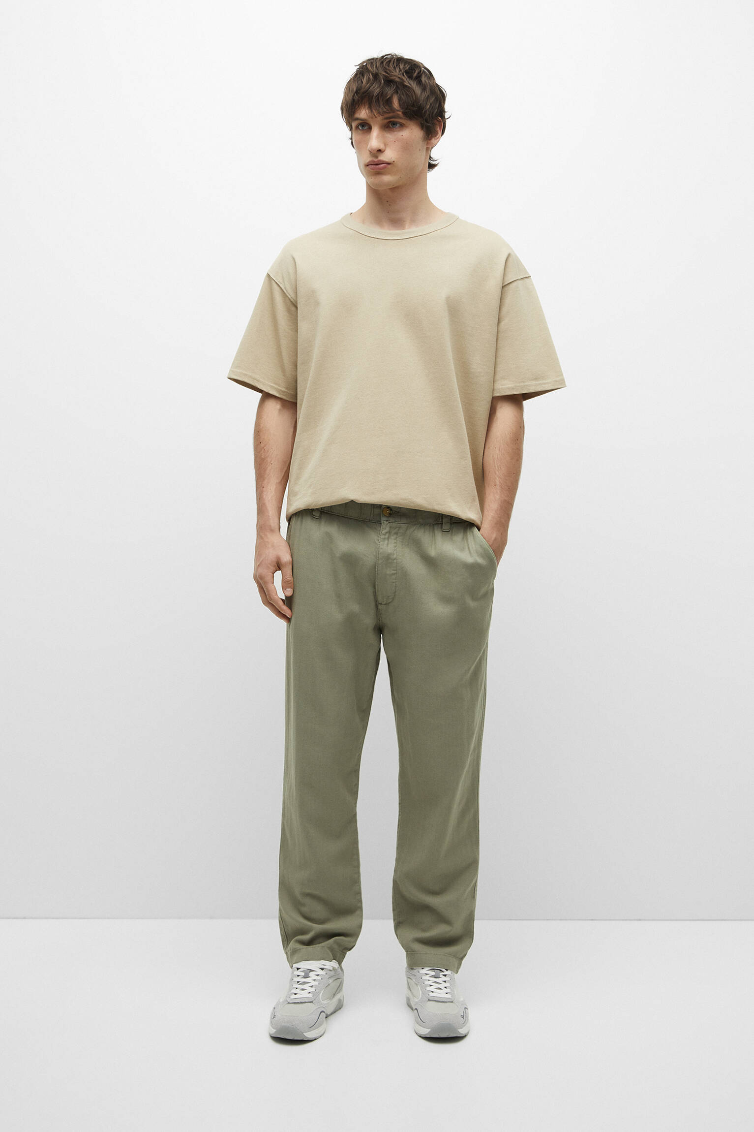 Calça chino básica de linho - cáqui