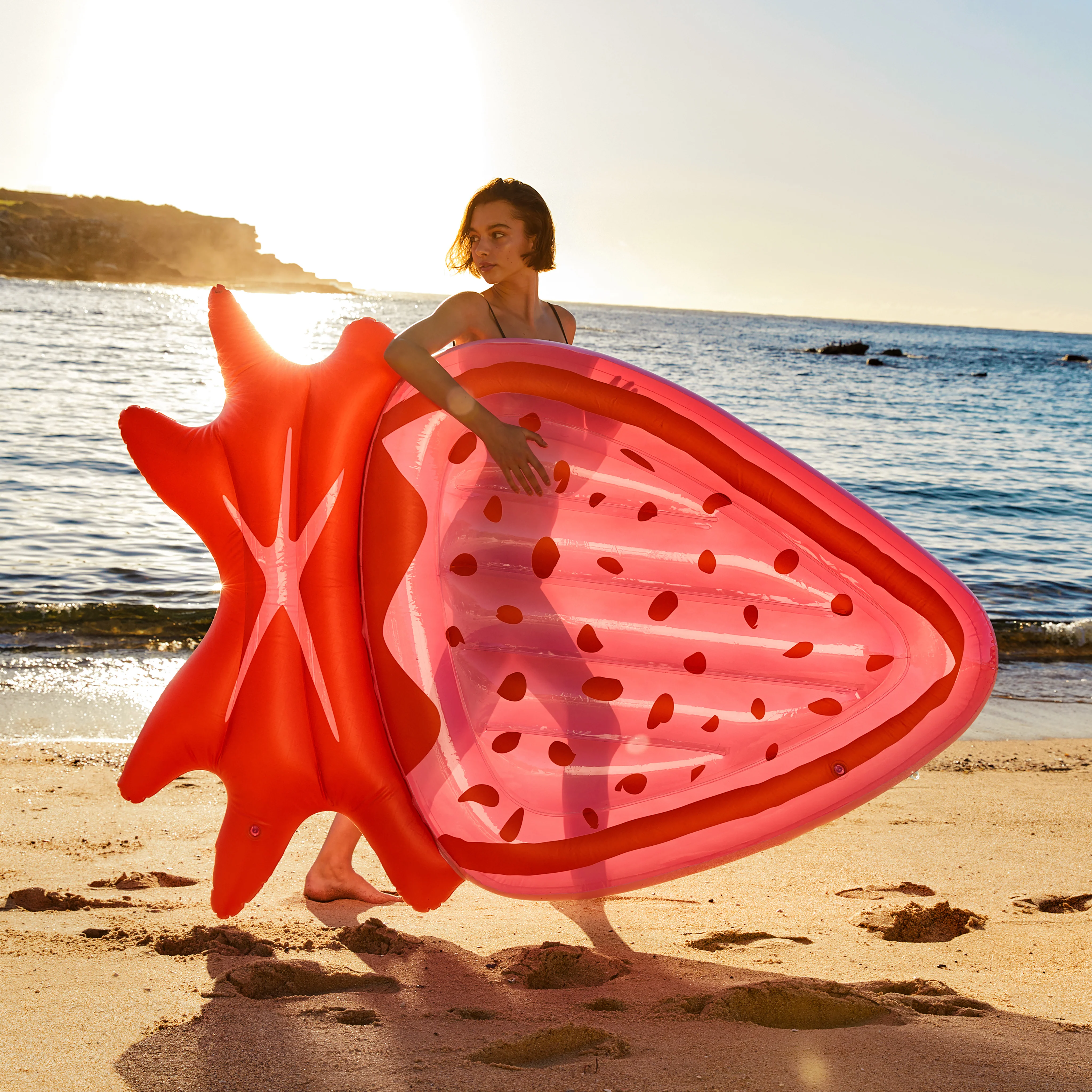 SUNNYLiFE  Luxe bademadras - Strawberry Pink Berry