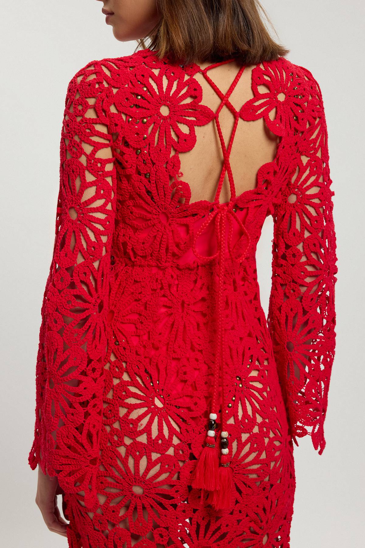 KarenMillen Robe Longue de Plage Dos Nu en Crochet Fleuri Tissé