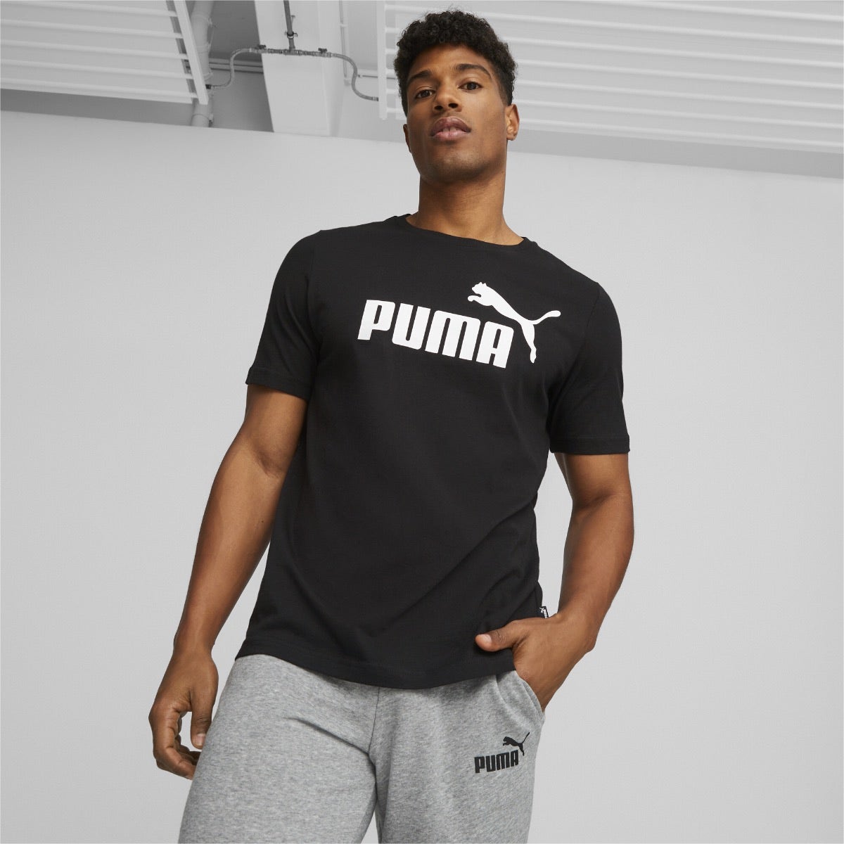 PUMA  Essentials Logo Tee