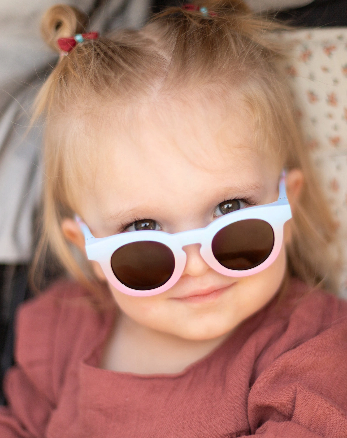Sonnenbrille DELIGHT in rainbow freeze