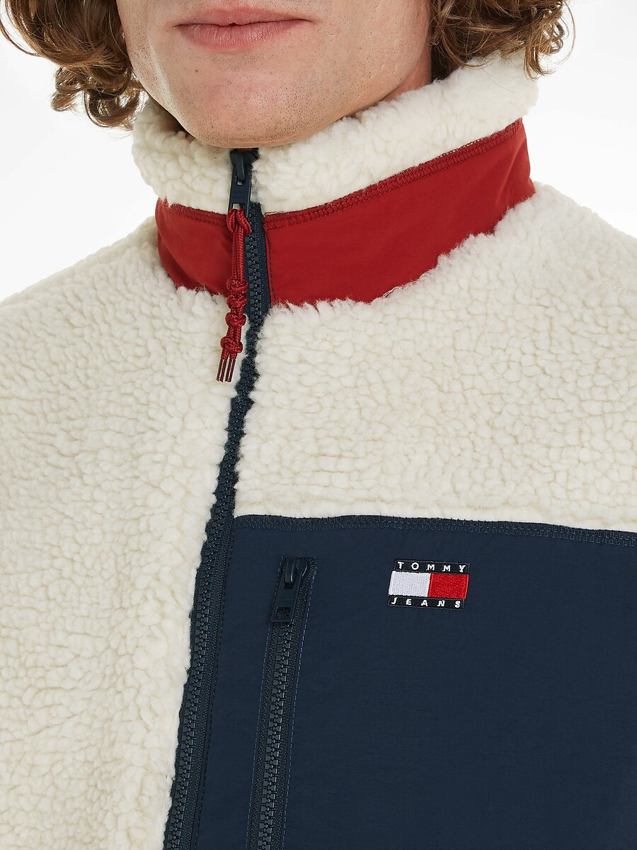 TOMMY JEANS<br>Cardigã sherpa sem mangas