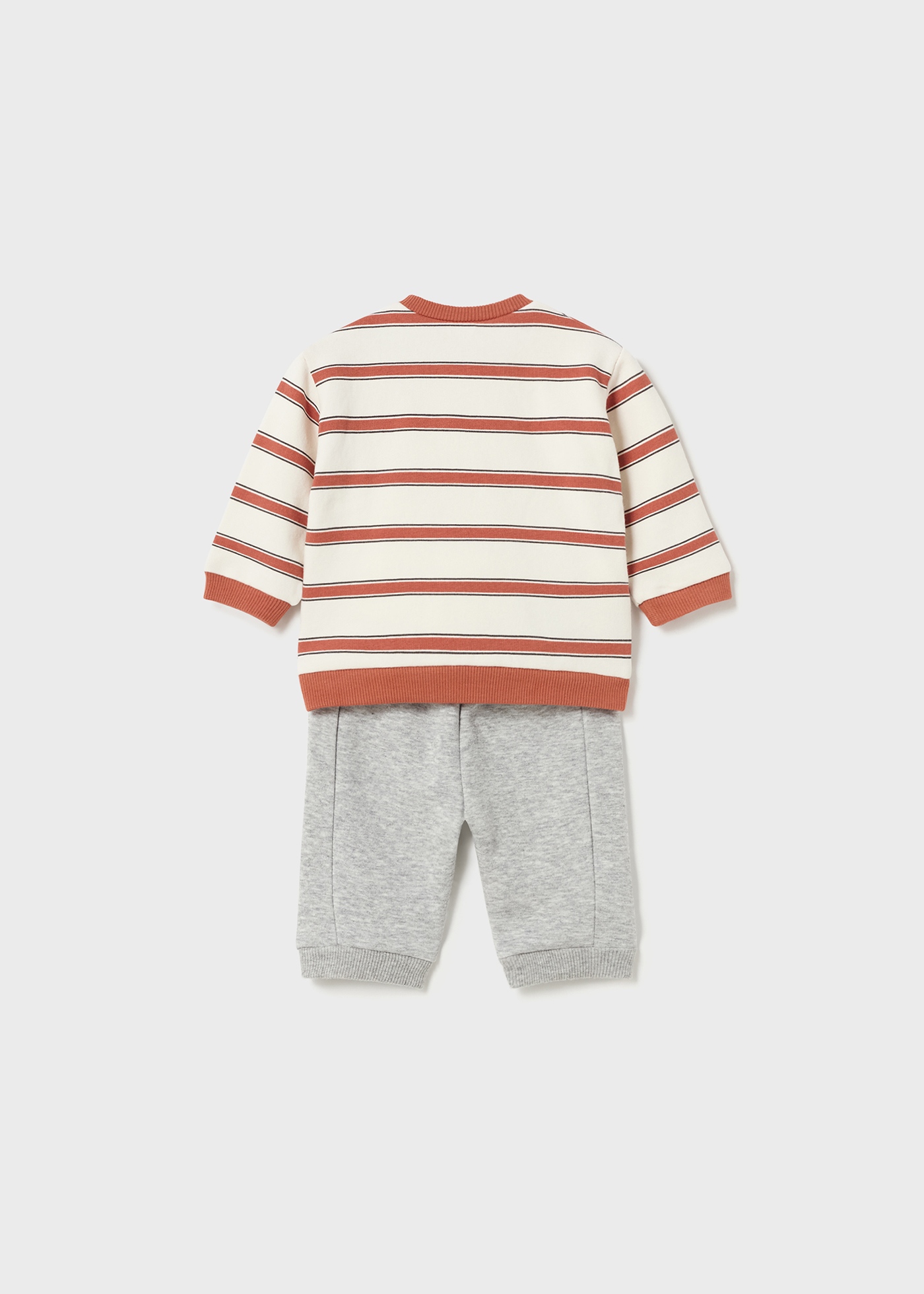 Conjunto de moletom de duas peças Better Cotton para recém-nascidos.
