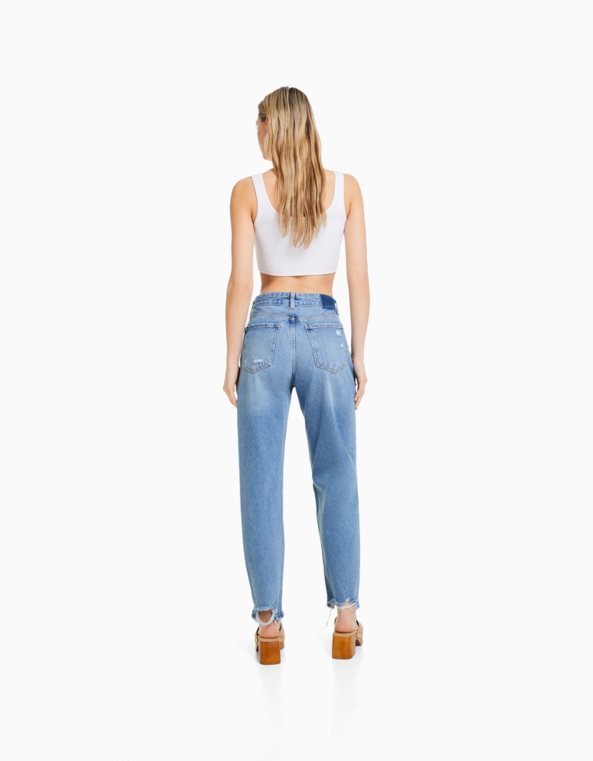 Calça jeans cropped reta rasgada