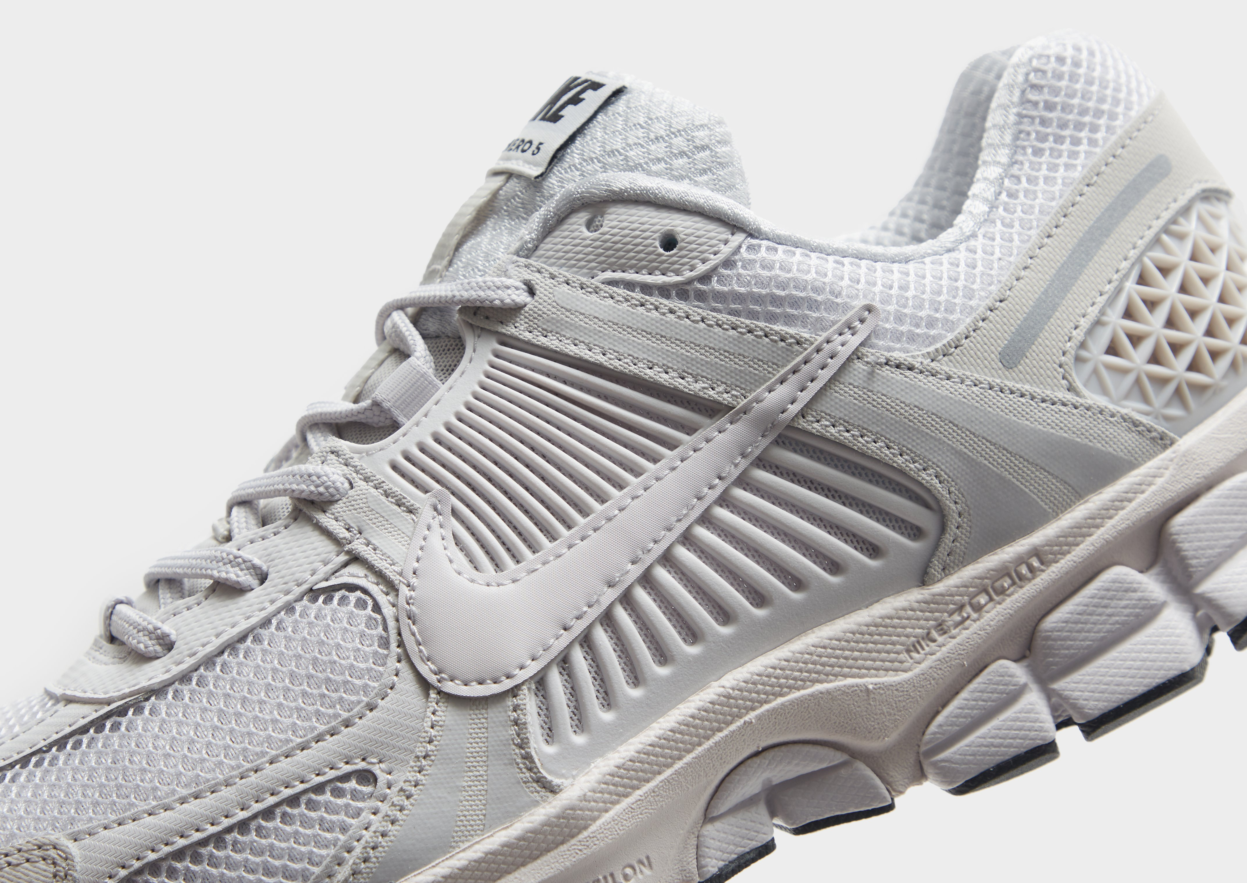 Nike Zoom Vomero 5