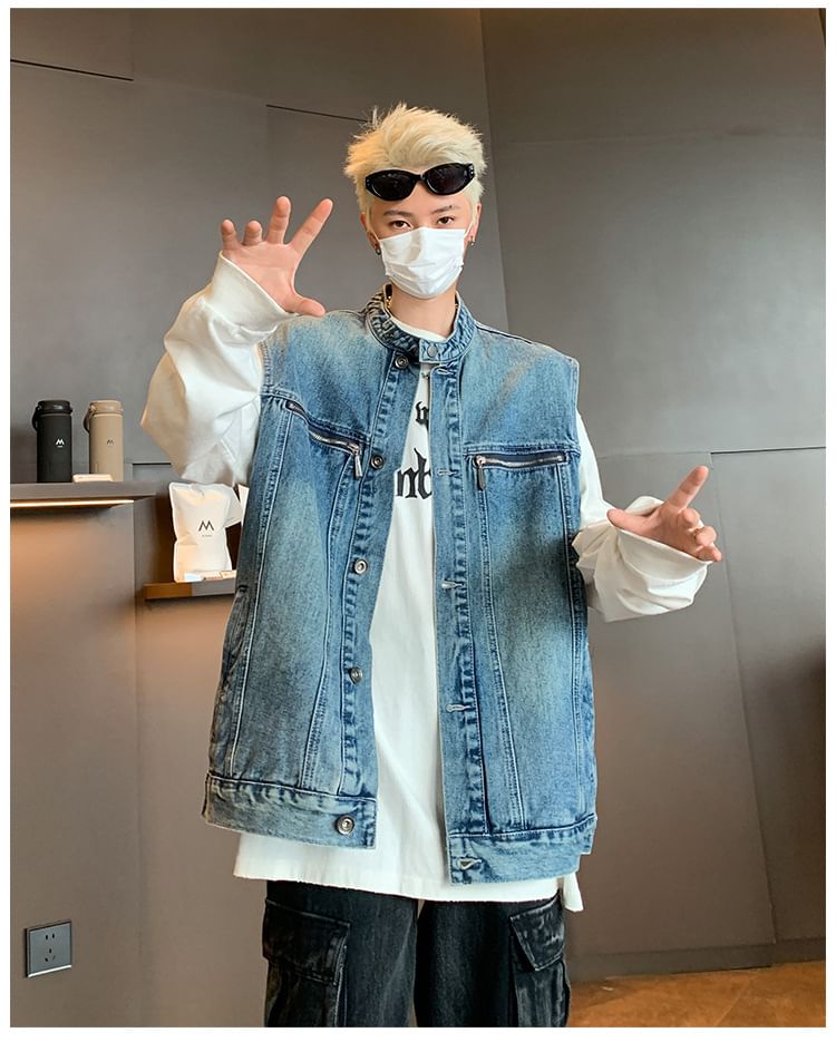 Hushgrain - Denim vest met opstaande kraag en knoopjes