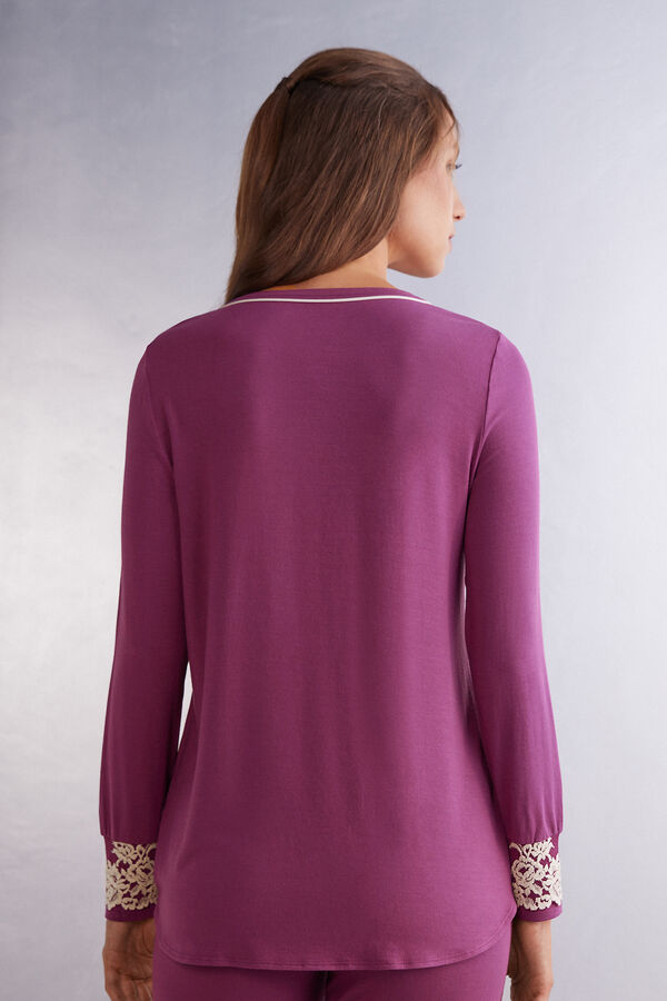 Camiseta modal com lindas flores