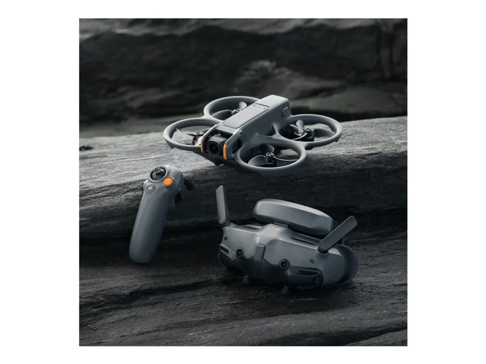 DJI Avata 2 Fly More Combo - FPV Drone - Wi-Fi