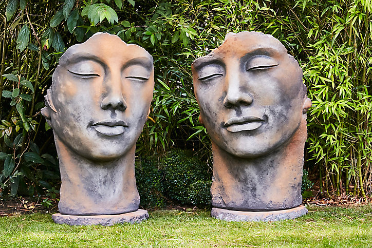 Statue Visage Femme effet rouille H.115 cm